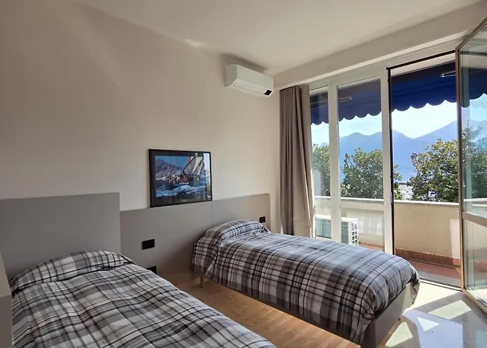 Al Porto Apartament Verbania